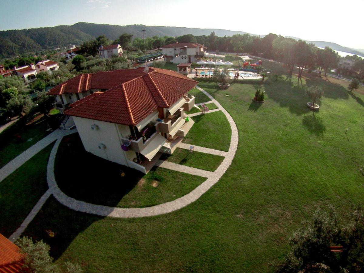 Top Studios Vourvourou Exterior photo